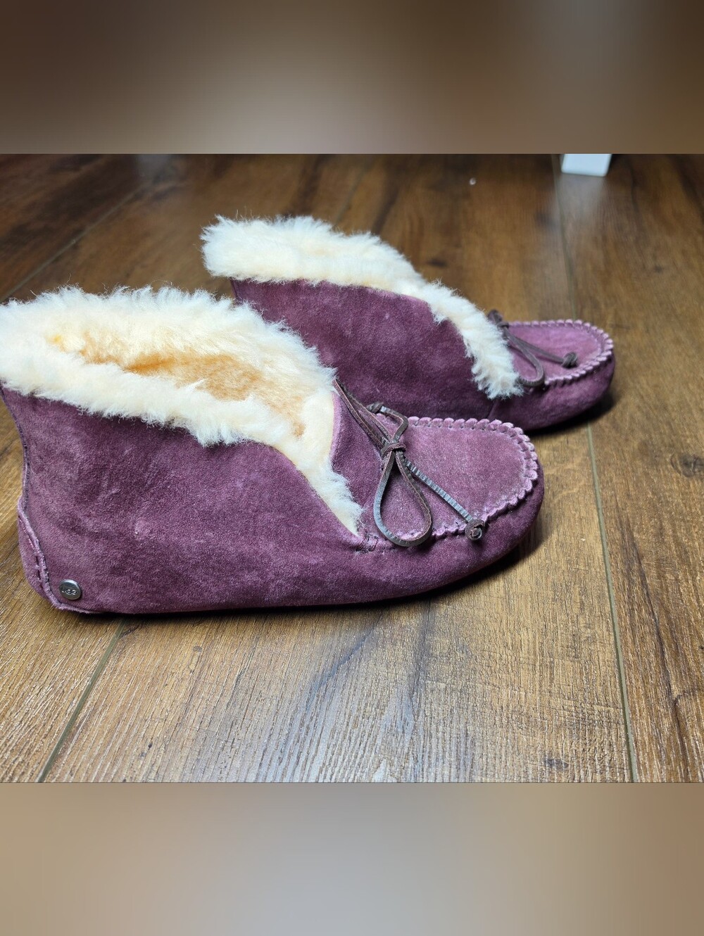 UGG Alena Purple Suede Shearling Moccasin Slippers Women’s 7 NWOB